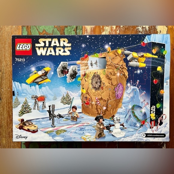 New, Retired LEGO Star Wars Holiday Advent Calendar - Picture 2 of 3